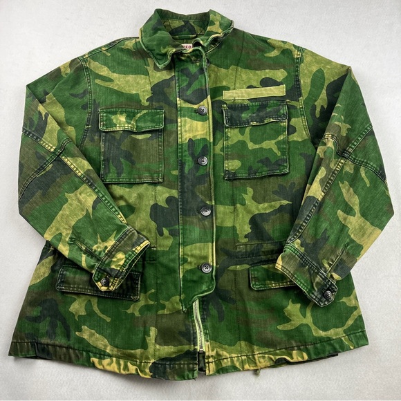 Free People Seize The Day Camouflage Jean Denim Jacket Oversized Women’s Sz XS - Picture 2 of 8